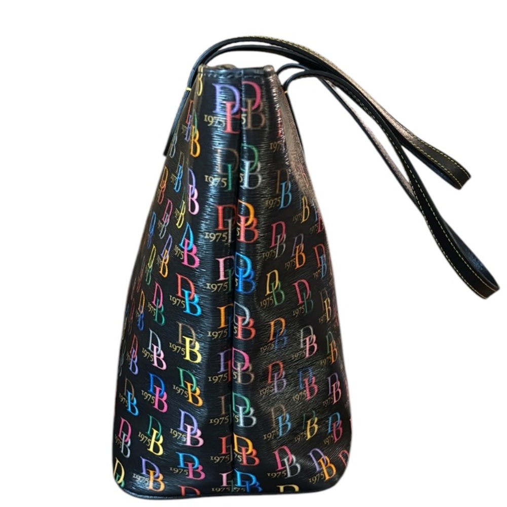 Dooney & Bourke DB75 Multi Large Zip Top Shopper w/Wristlet LIKE NEW - Picture 4 of 16